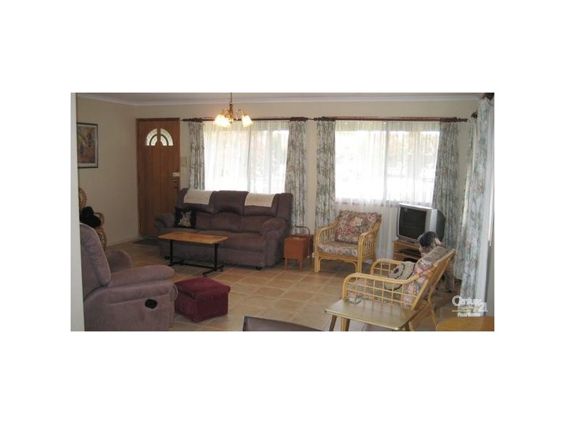 17 Walsh Street, Aldinga Beach SA 5173