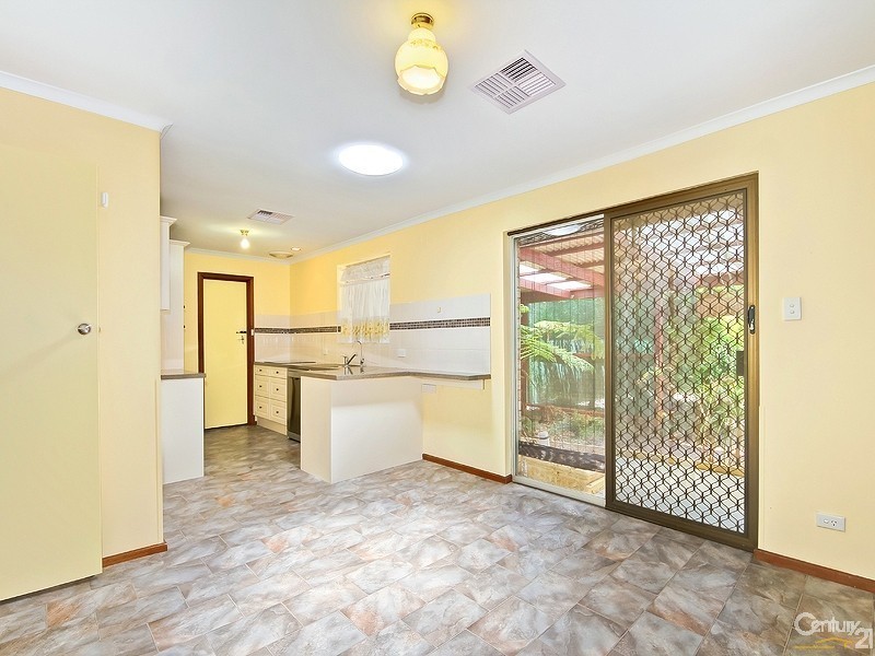 12 Leane Street, Huntfield Heights SA 5163