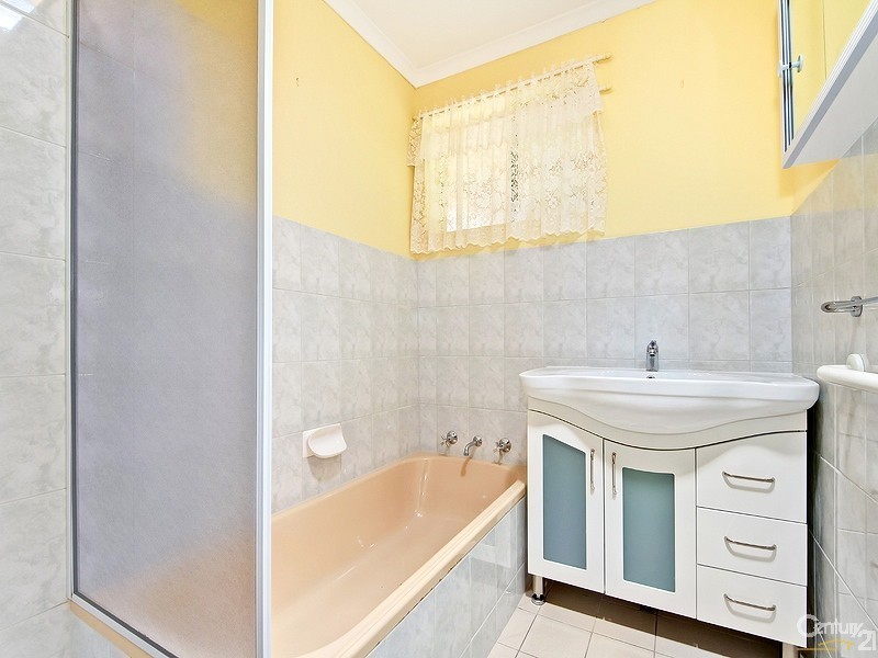 12 Leane Street, Huntfield Heights SA 5163