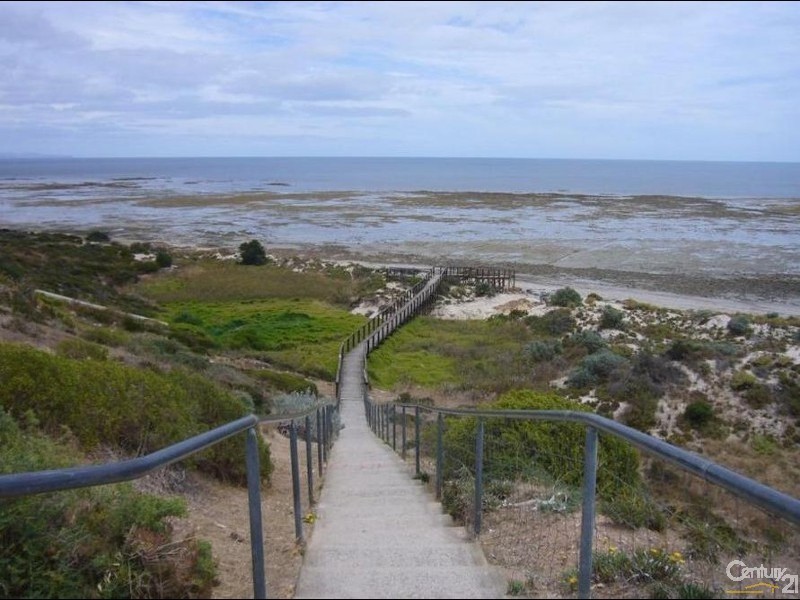 34 Stirling Crescent, Aldinga Beach SA 5173