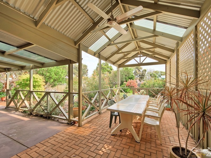 5 Redgum Avenue, Aldinga Beach SA 5173