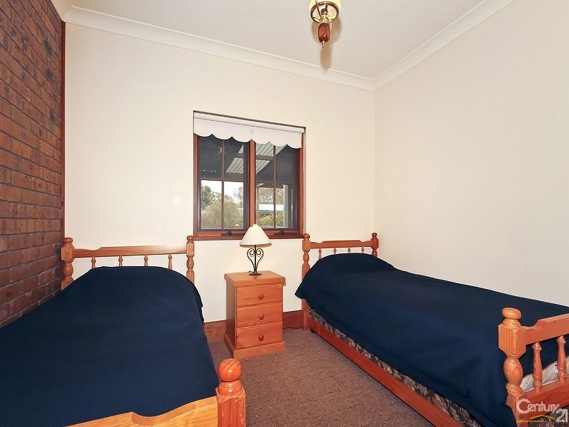5 Redgum Avenue, Aldinga Beach SA 5173
