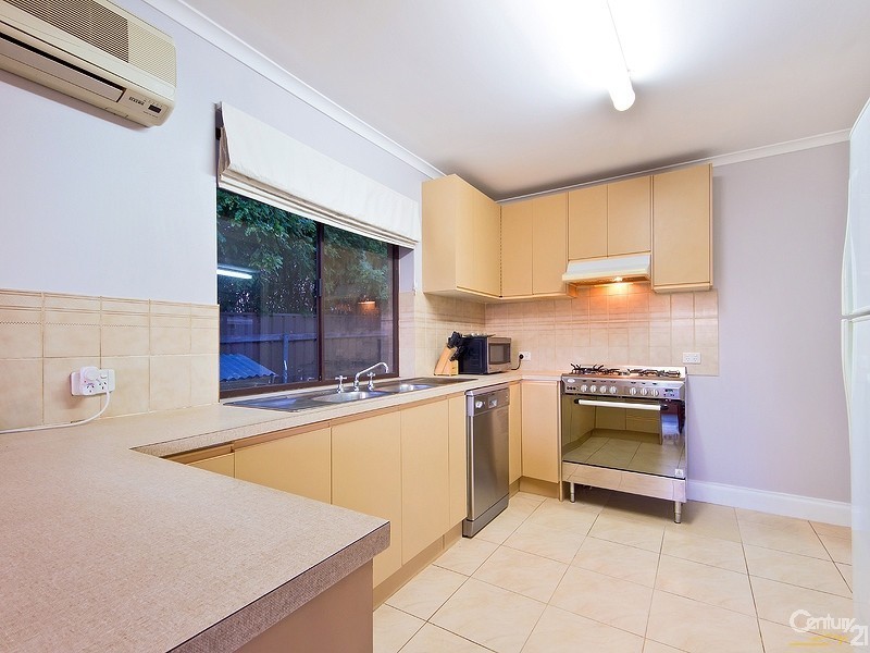 16 St Martins Court, Woodcroft SA 5162