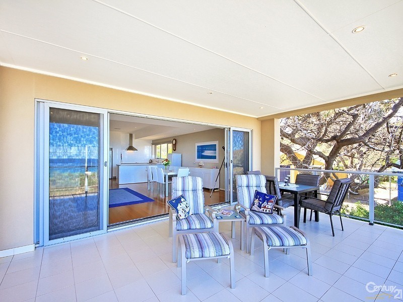 208 Esplanade, Aldinga Beach SA 5173