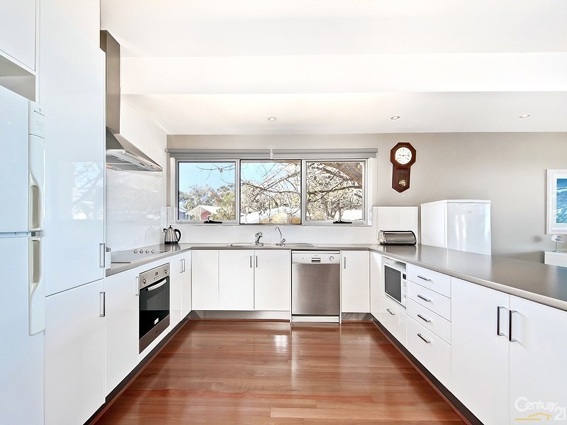 208 Esplanade, Aldinga Beach SA 5173