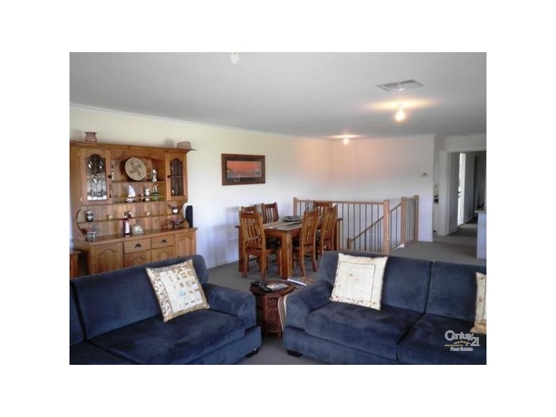 6 Seaview Street, Aldinga Beach SA 5173