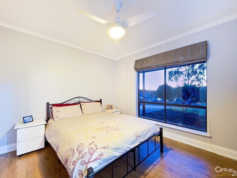 16 St Martins Court, Woodcroft SA 5162
