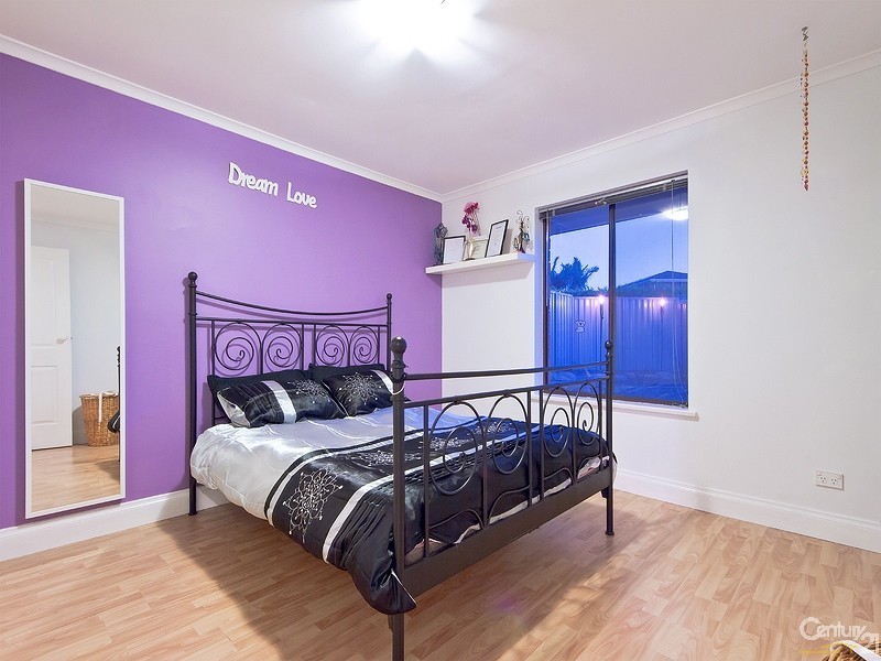 16 St Martins Court, Woodcroft SA 5162