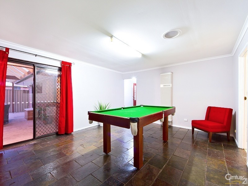 16 St Martins Court, Woodcroft SA 5162
