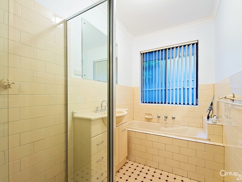 16 St Martins Court, Woodcroft SA 5162