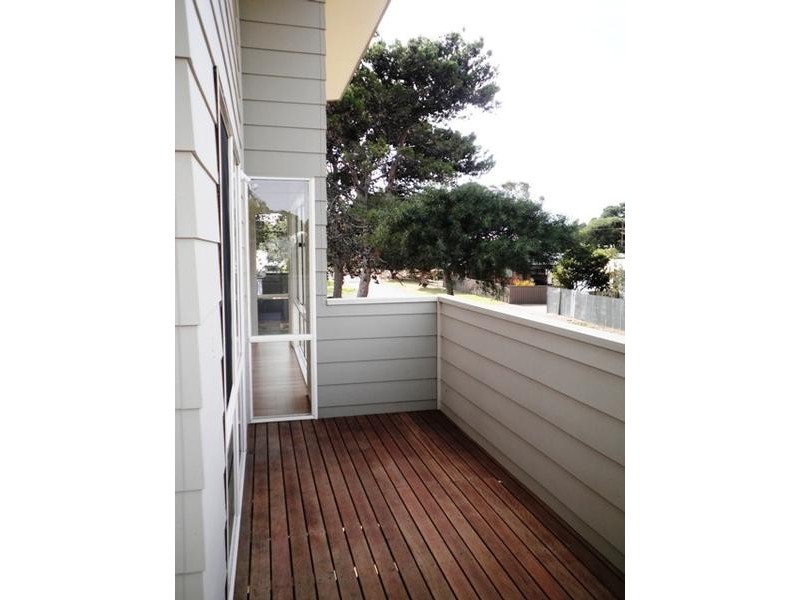 11 Symonds Street, Aldinga Beach SA 5173