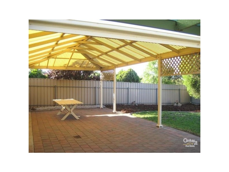 32 Windlass Square, Seaford Rise SA 5169