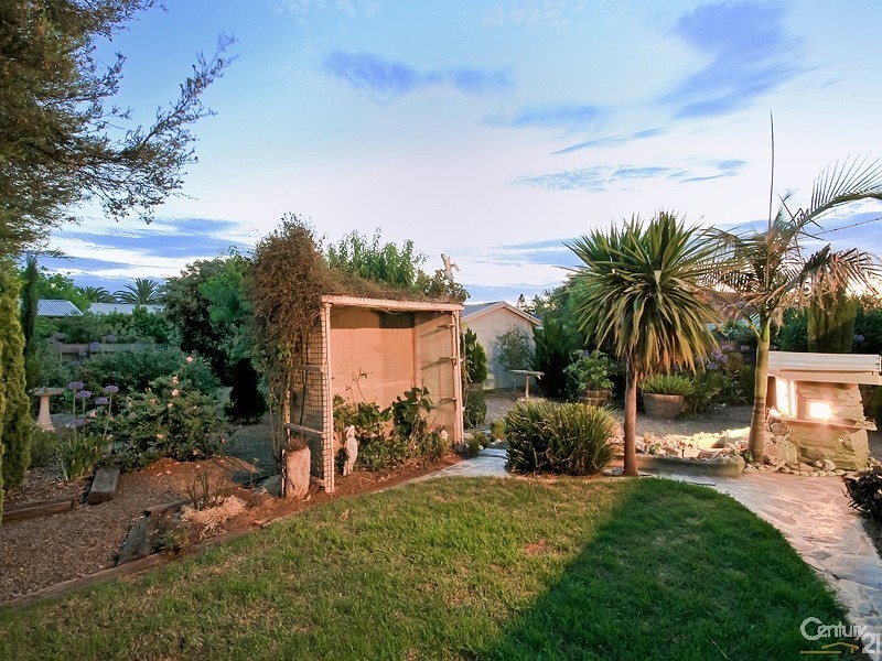 8 Quinliven Road, Aldinga Beach SA 5173