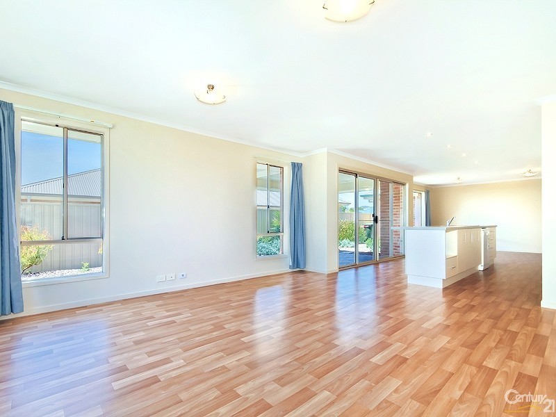 74 Nicholl Avenue, Aldinga Beach SA 5173