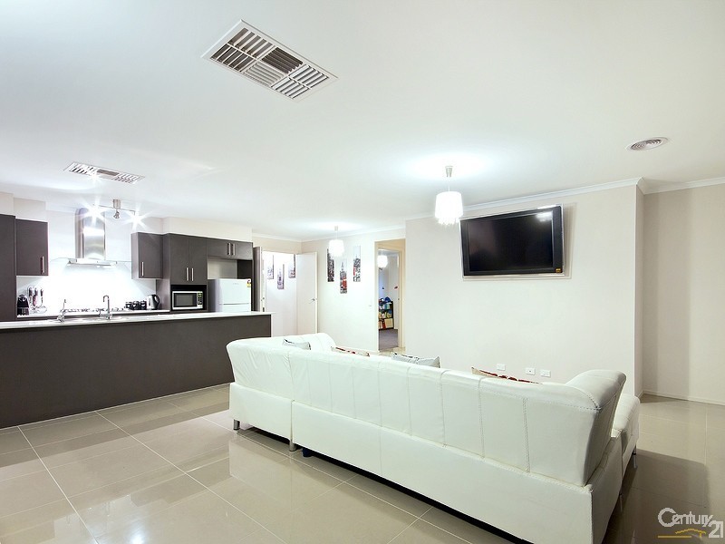 24 Whistlers Avenue, Aldinga Beach SA 5173