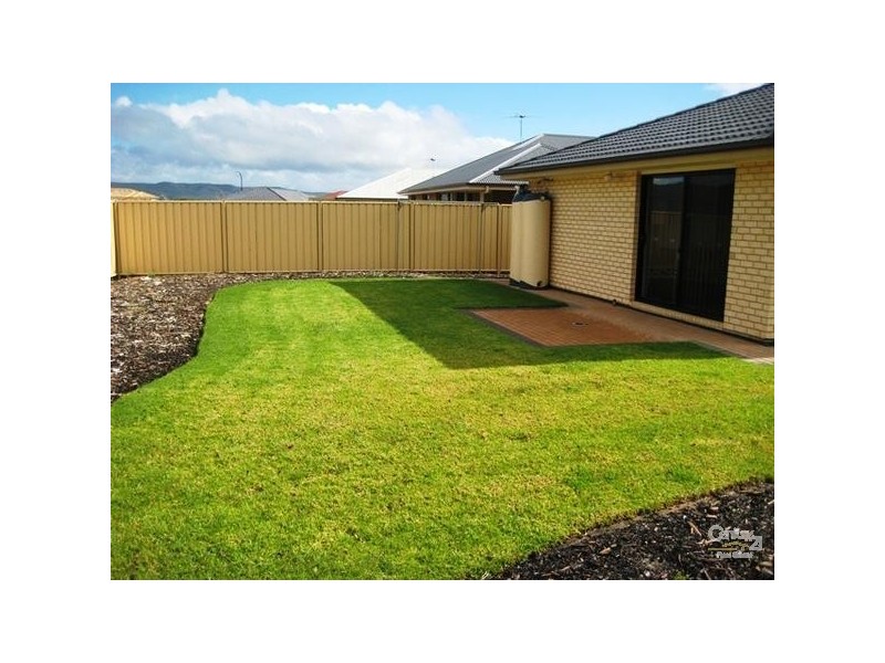 13 Whistlers Ave, Aldinga Beach SA 5173