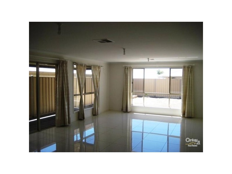 75 Dover Street, Aldinga Beach SA 5173