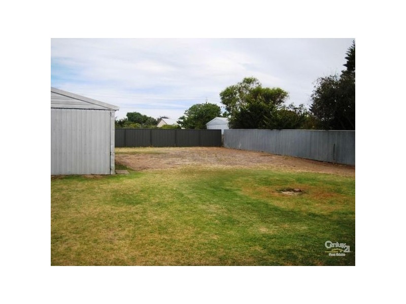 31 Whinnerah Ave, Aldinga Beach SA 5173