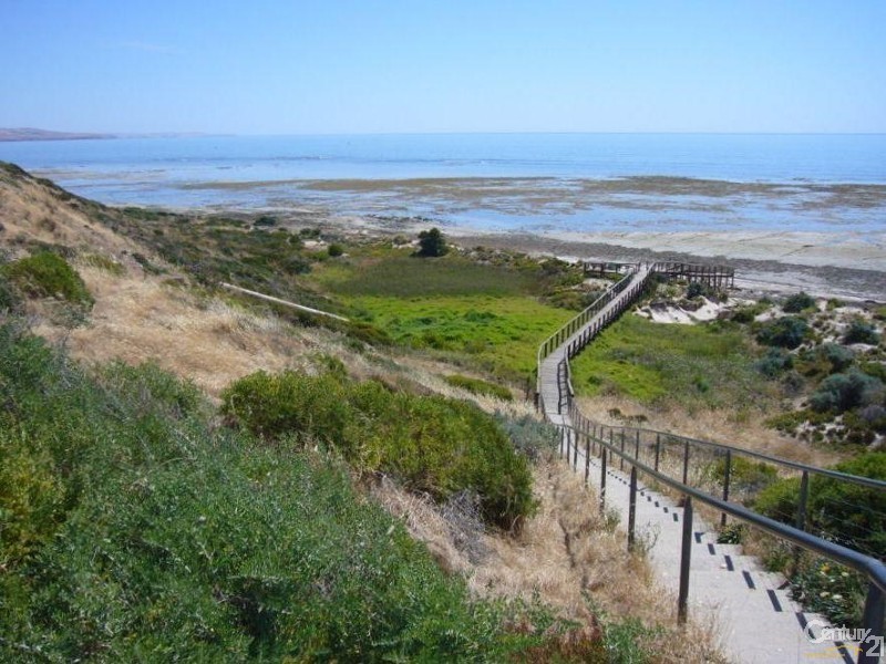 16 (Lot 559) Harvey Crescent, Aldinga Beach SA 5173