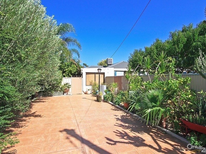 28 Irving Road, Aldinga Beach SA 5173