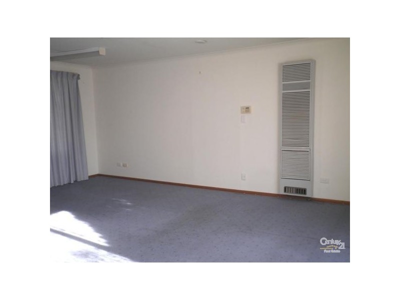 1 Whitney Cresent, Seaford SA 5169