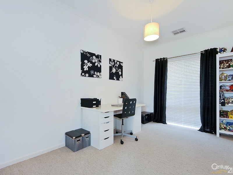 18 Whistlers Avenue, Aldinga Beach SA 5173