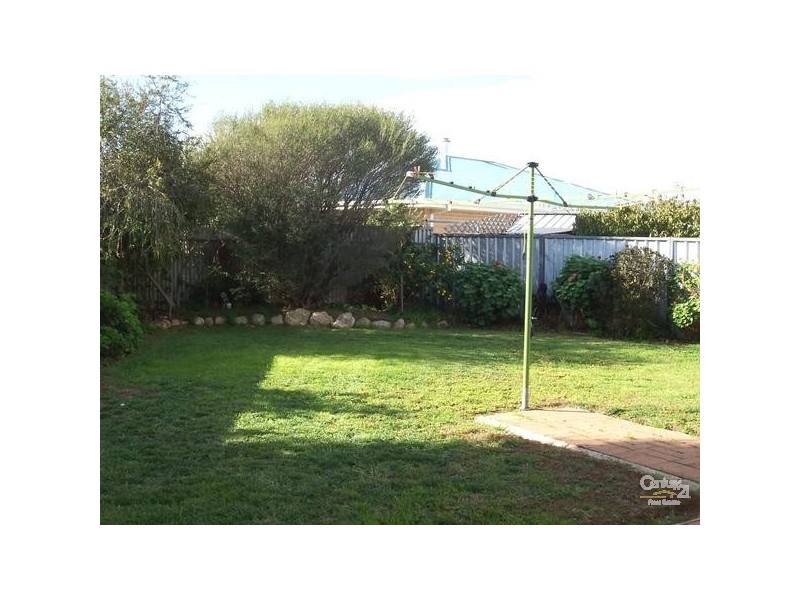 6 Greenlees Parade, Aldinga Beach SA 5173