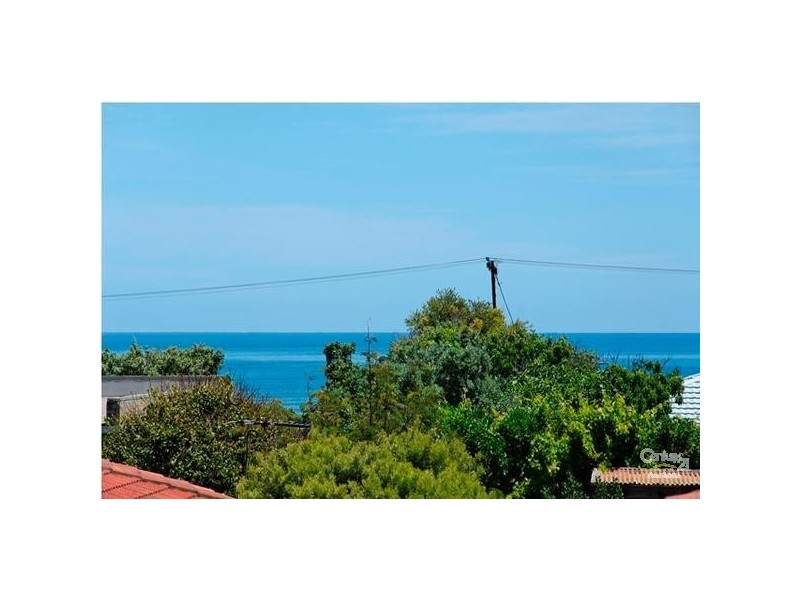 5 Harvey Cresent, Aldinga Beach SA 5173