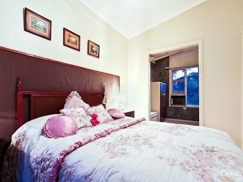 8 Quinliven Road, Aldinga Beach SA 5173