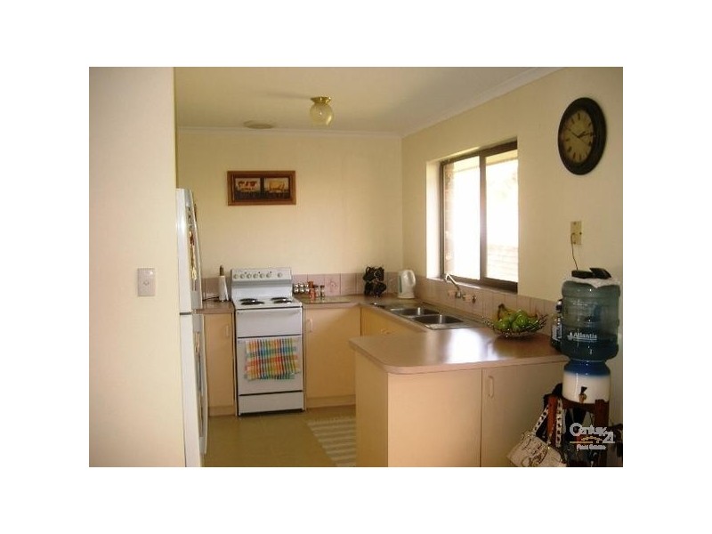 1/2 Bohun Place, Moana SA 5169