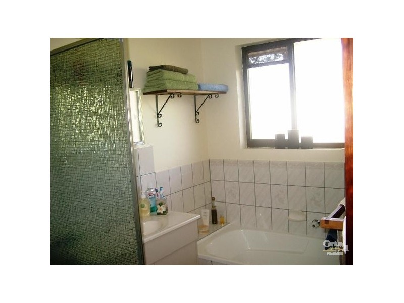 1/2 Bohun Place, Moana SA 5169