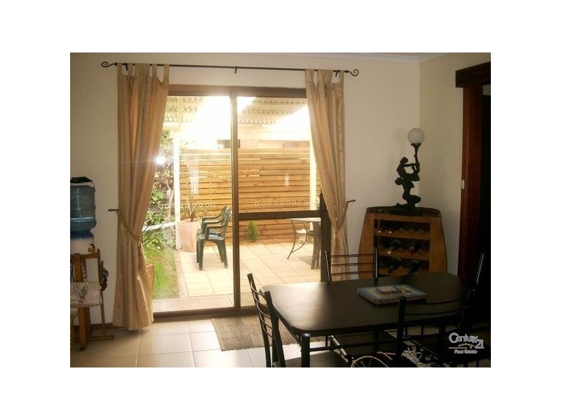 1/2 Bohun Place, Moana SA 5169