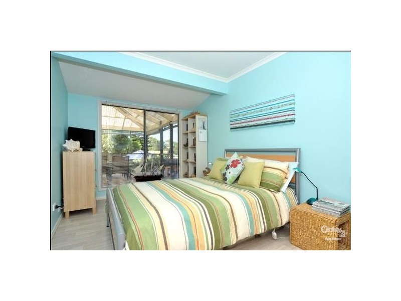 9 Wurlie Road, Aldinga Beach SA 5173