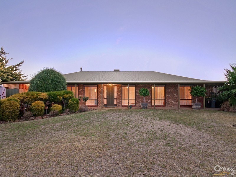 8 Lovelock Street, Aldinga Beach SA 5173