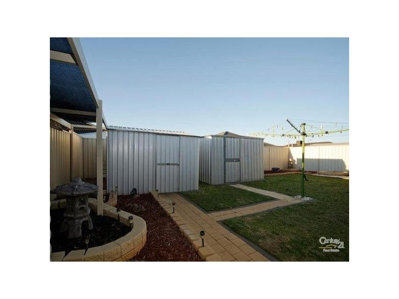 11 Cockle Avenue, Aldinga Beach SA 5173