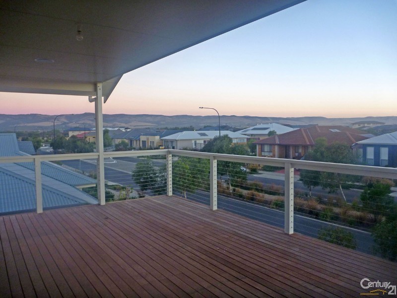 9 Kaurna Avenue, Aldinga Beach SA 5173