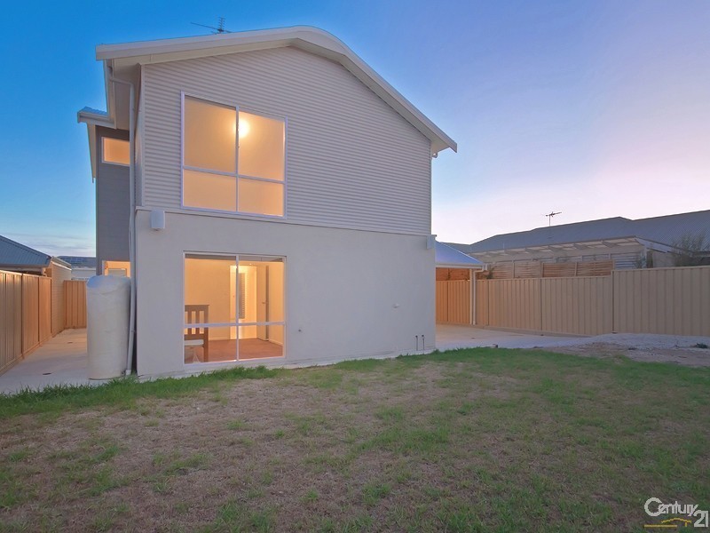 9 Kaurna Avenue, Aldinga Beach SA 5173
