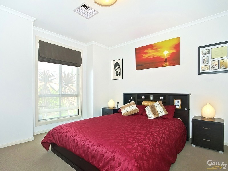 9 Blue Bay Avenue, Aldinga Beach SA 5173