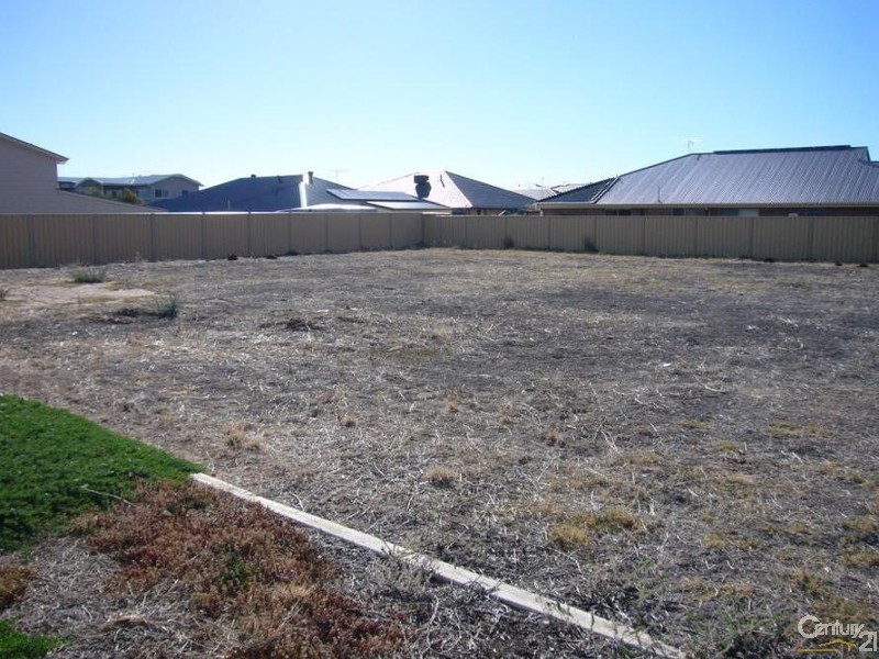 22 Scrub Avenue, Aldinga Beach SA 5173
