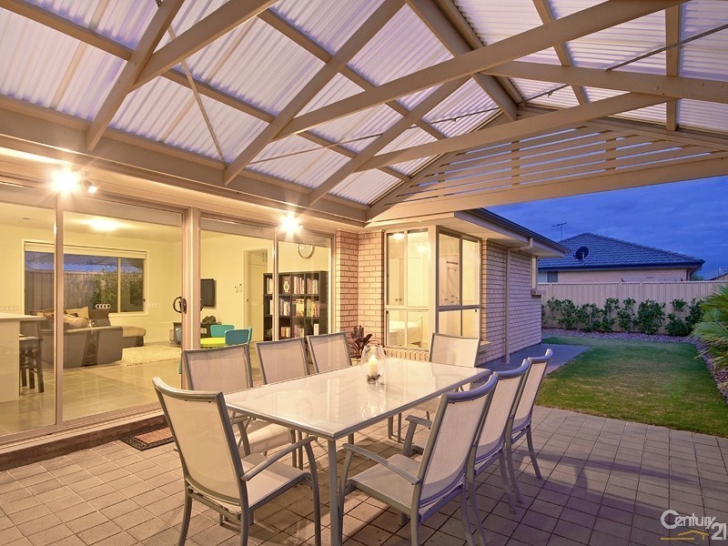 7 Polkinghorn Avenue, Aldinga Beach SA 5173