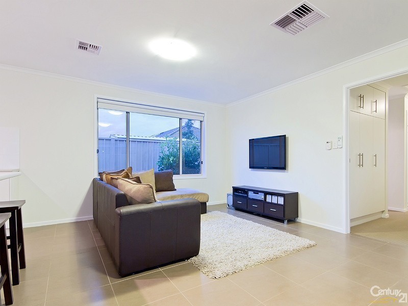 7 Polkinghorn Avenue, Aldinga Beach SA 5173