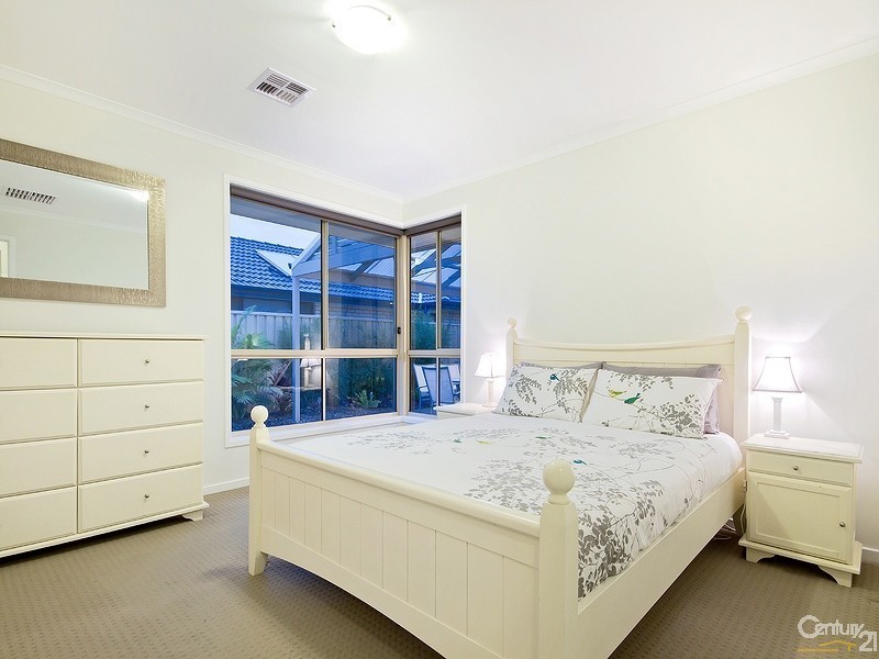 7 Polkinghorn Avenue, Aldinga Beach SA 5173