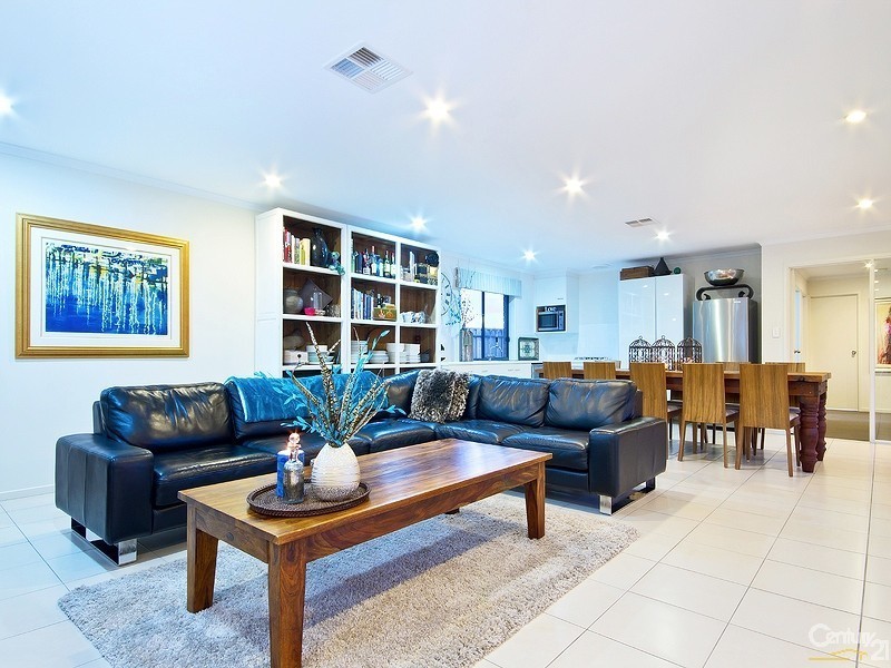 18 Wild Orchid Avenue, Aldinga Beach SA 5173