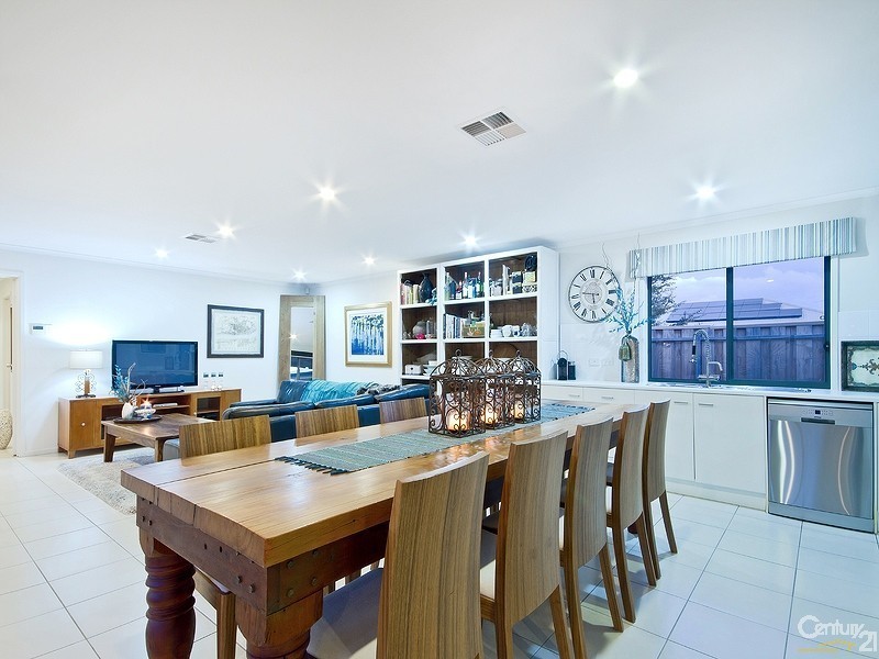 18 Wild Orchid Avenue, Aldinga Beach SA 5173