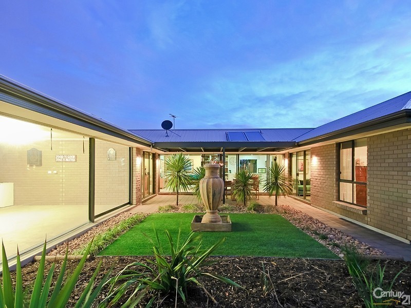 18 Wild Orchid Avenue, Aldinga Beach SA 5173