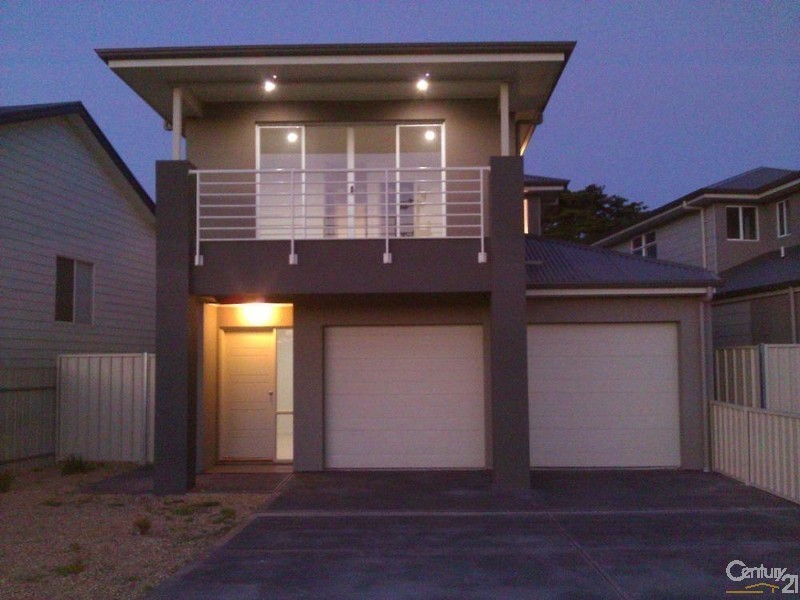 11 Hamilton Road, Aldinga Beach SA 5173