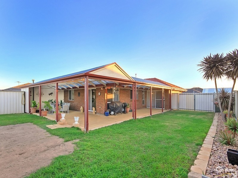 29 Cockle Avenue, Aldinga Beach SA 5173