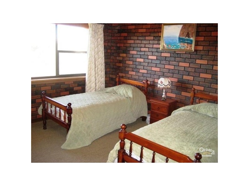 93 Esplanade, Aldinga Beach SA 5173