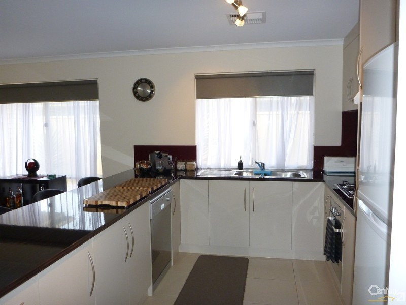 7 Seagull Street, Aldinga Beach SA 5173