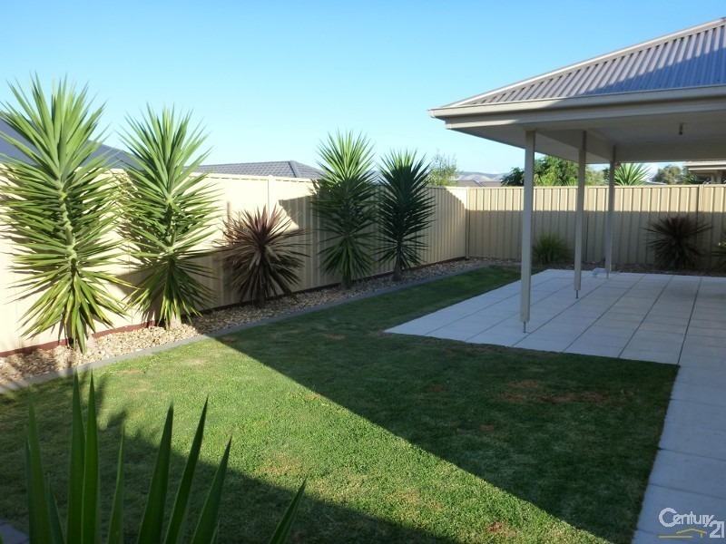 7 Seagull Street, Aldinga Beach SA 5173